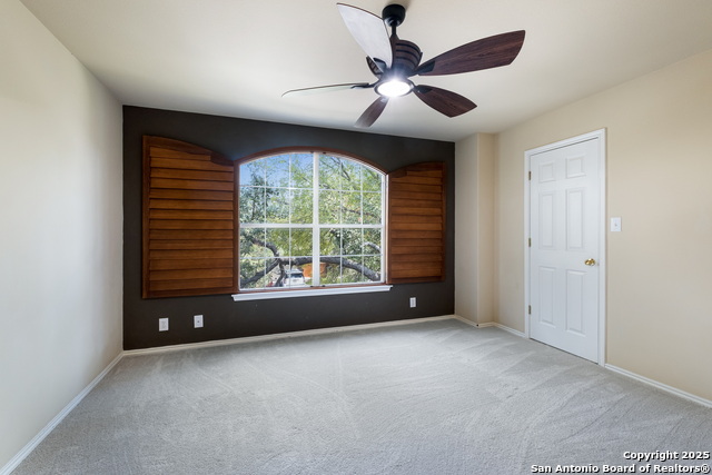 Image 18 of 26 For 17211 Eldon Rock