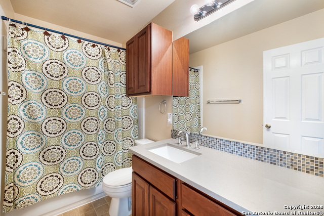 Image 20 of 26 For 17211 Eldon Rock