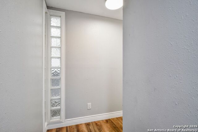Image 17 of 37 For 2731 Stone Edge St