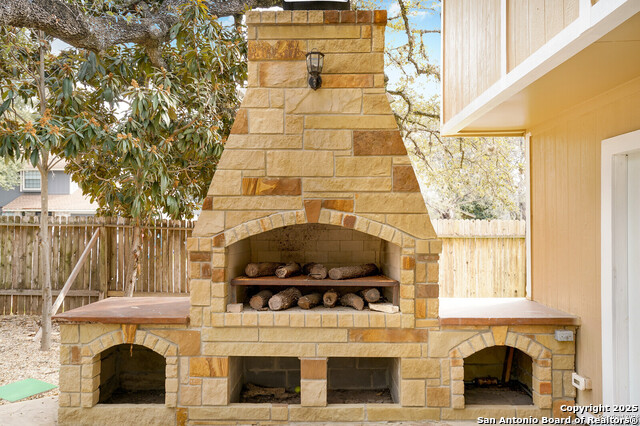Image 33 of 37 For 2731 Stone Edge St