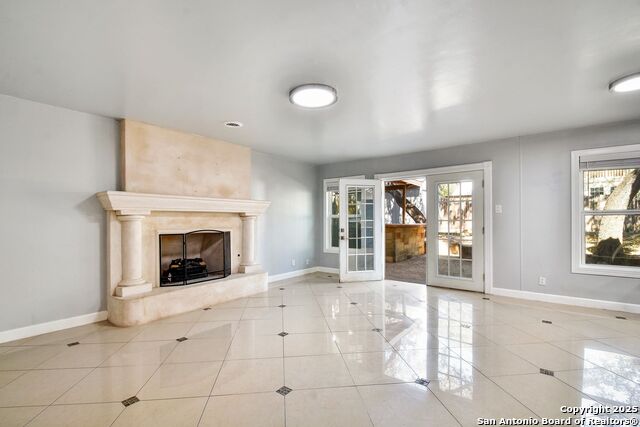 Image 4 of 37 For 2731 Stone Edge St