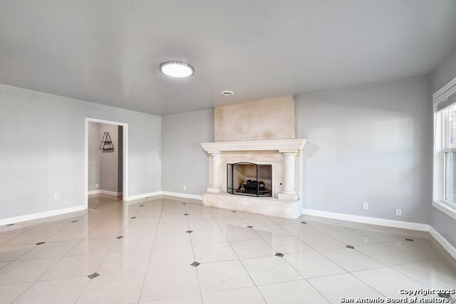 Image 6 of 37 For 2731 Stone Edge St
