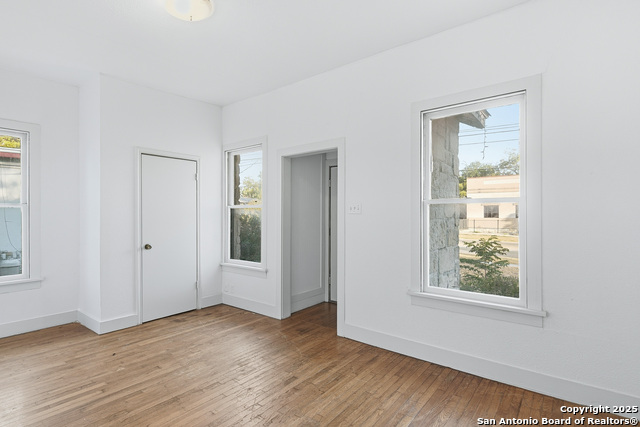 Image 11 of 18 For 613&615 Court E