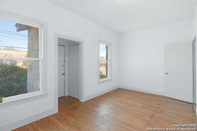 Image 12 of 18 For 613&615 Court E