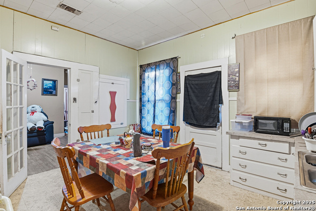 Image 13 of 18 For 613&615 Court E