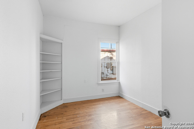 Image 6 of 18 For 613&615 Court E