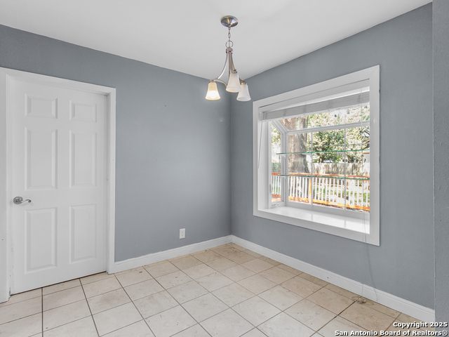 Image 6 of 16 For 13851 Brook Hollow