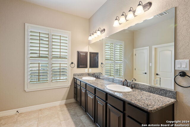 Image 15 of 27 For 7714 Stonewall Hill