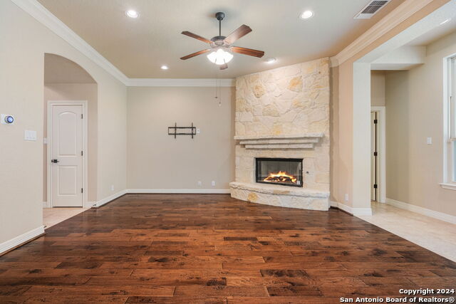 Image 7 of 27 For 7714 Stonewall Hill