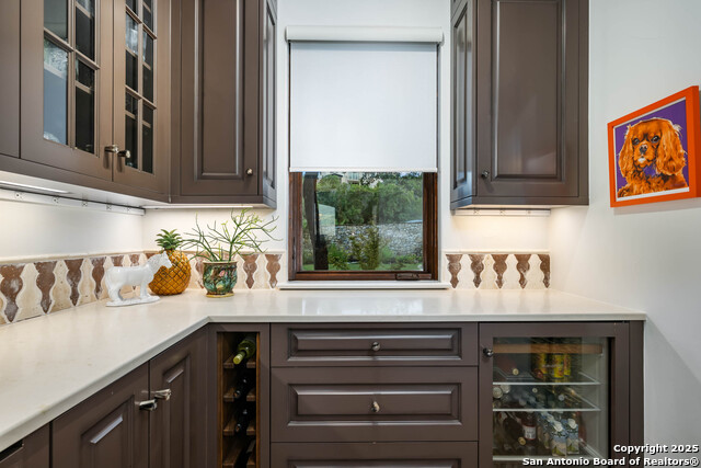 Image 16 of 80 For 24209 Scenic Loop