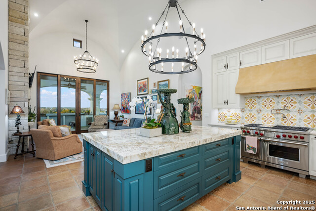 Listing photo id 16 for 24209 Scenic Loop