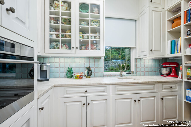 Listing photo id 19 for 24209 Scenic Loop