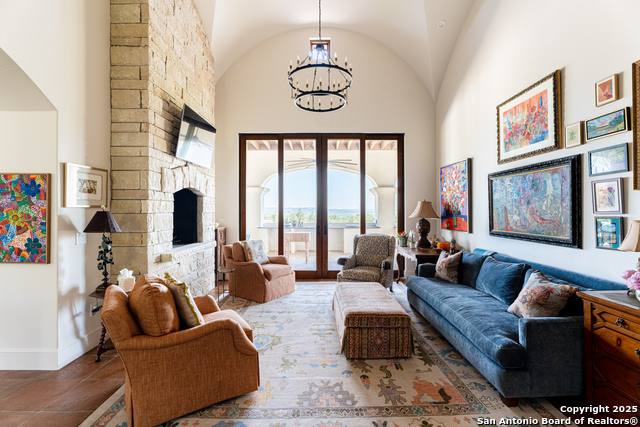 Listing photo id 22 for 24209 Scenic Loop