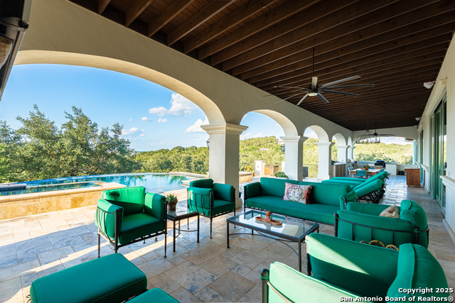 Listing photo id 48 for 24209 Scenic Loop