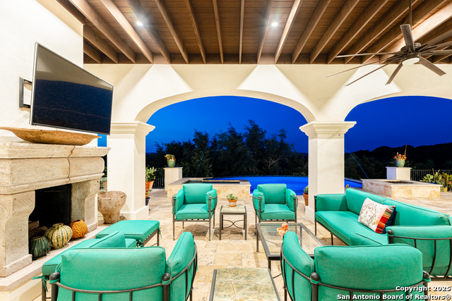 Listing photo id 75 for 24209 Scenic Loop