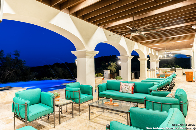 Listing photo id 76 for 24209 Scenic Loop