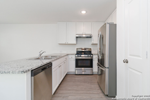 Image 10 of 28 For 10954 Presa Way