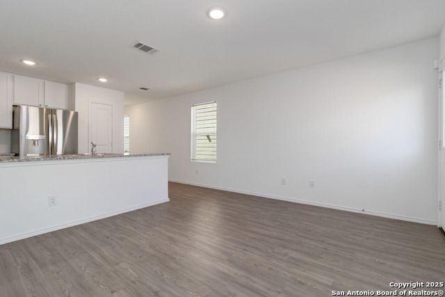 Image 6 of 28 For 10954 Presa Way