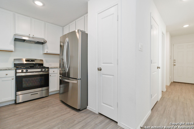 Image 9 of 28 For 10954 Presa Way