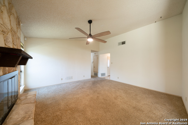 Image 14 of 29 For 1514 Lochshire St