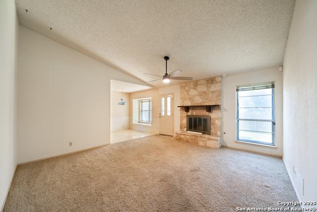 Image 15 of 29 For 1514 Lochshire St