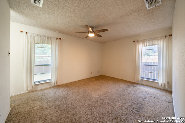 Image 18 of 29 For 1514 Lochshire St