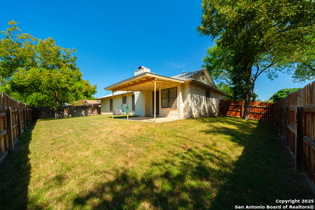 Image 26 of 29 For 1514 Lochshire St