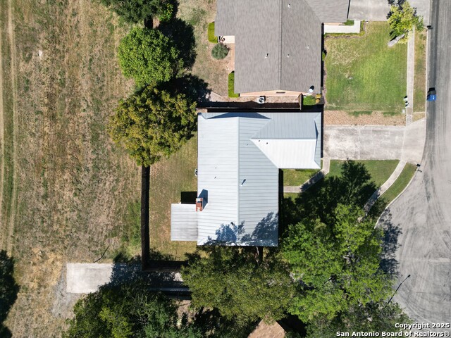 Image 27 of 29 For 1514 Lochshire St