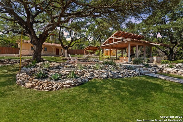 Image 2 of 33 For 789 Barbara