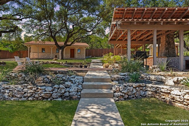 Image 24 of 33 For 789 Barbara