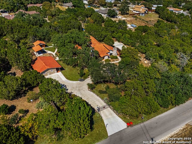 Image 3 of 33 For 789 Barbara