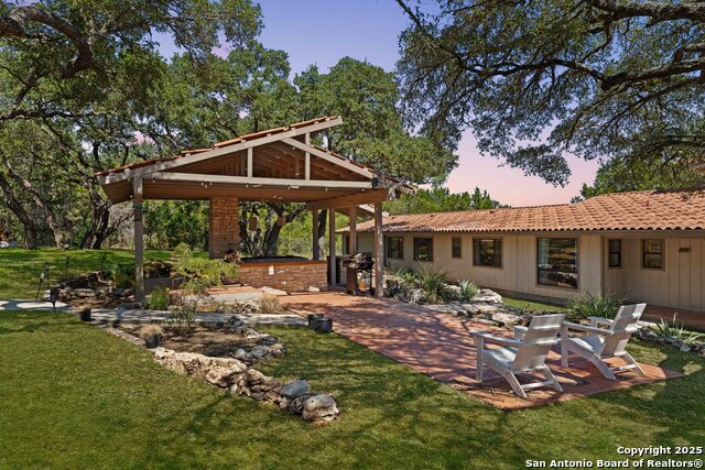 Image 31 of 33 For 789 Barbara