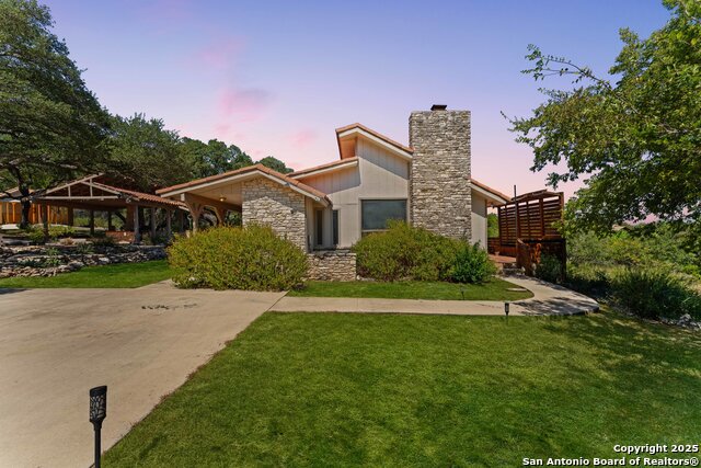 Image 7 of 33 For 789 Barbara