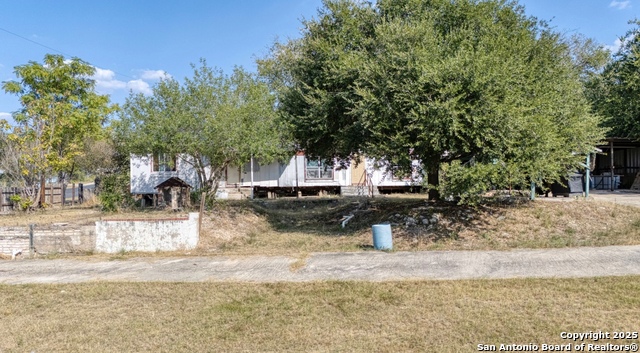 Listing photo id 8 for 4254 Twin Rise