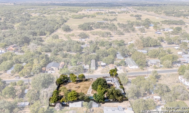 Listing photo id 14 for 4254 Twin Rise