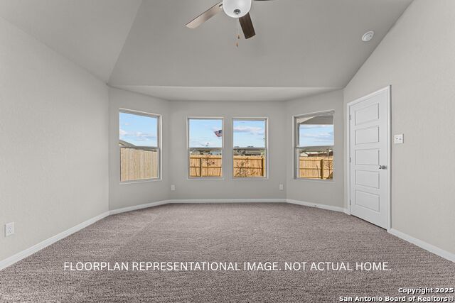 Listing photo id 10 for 15450 Jake Crossing