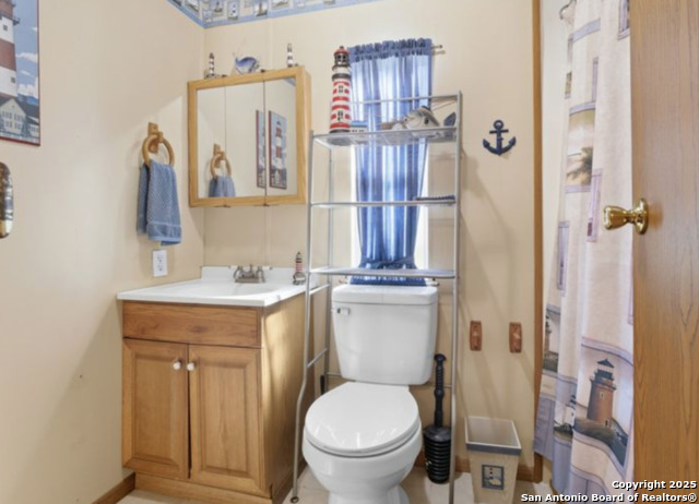 Listing photo id 11 for 1114 S Euclid Street