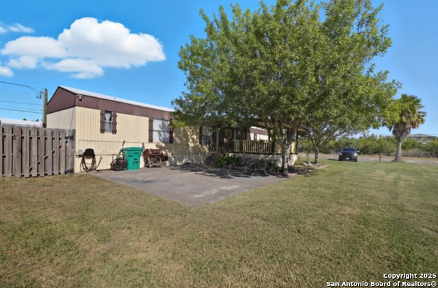 Listing photo id 14 for 1114 S Euclid Street