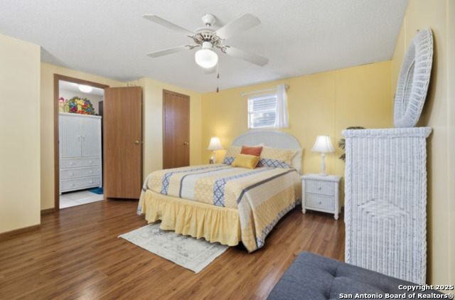 Listing photo id 7 for 1114 S Euclid Street