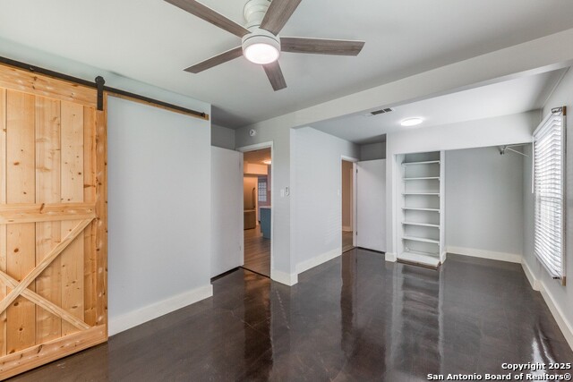 Image 6 of 9 For 122 Karm St  