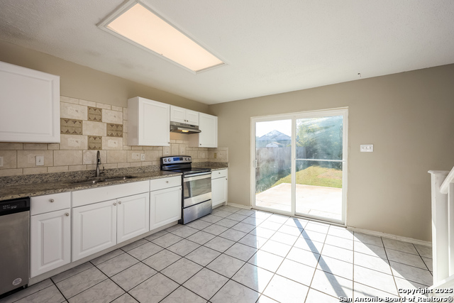 Image 6 of 15 For 6015 Encanto Point