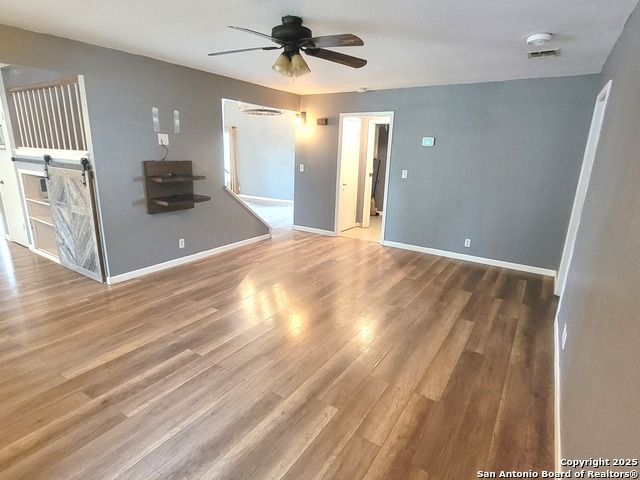 Image 12 of 20 For 3531 Oakfort