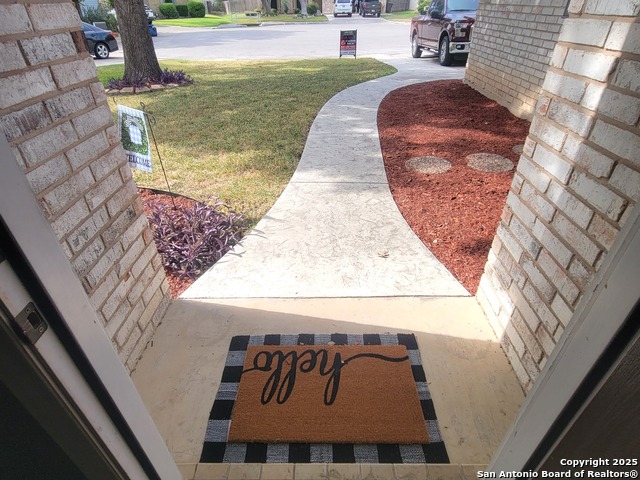 Image 6 of 20 For 3531 Oakfort