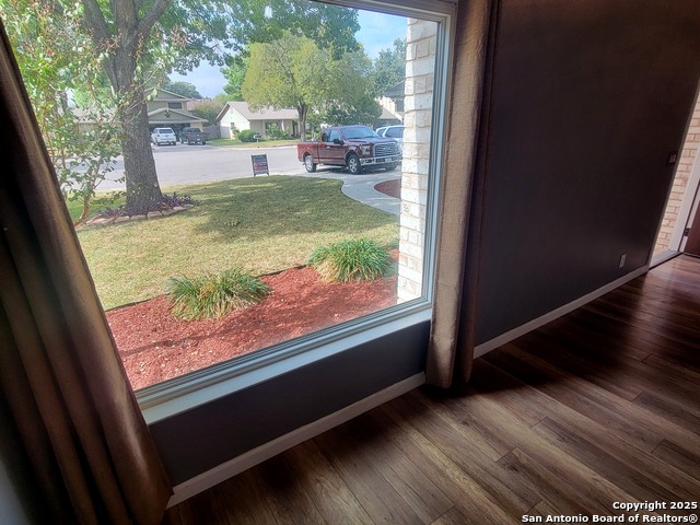 Image 9 of 20 For 3531 Oakfort