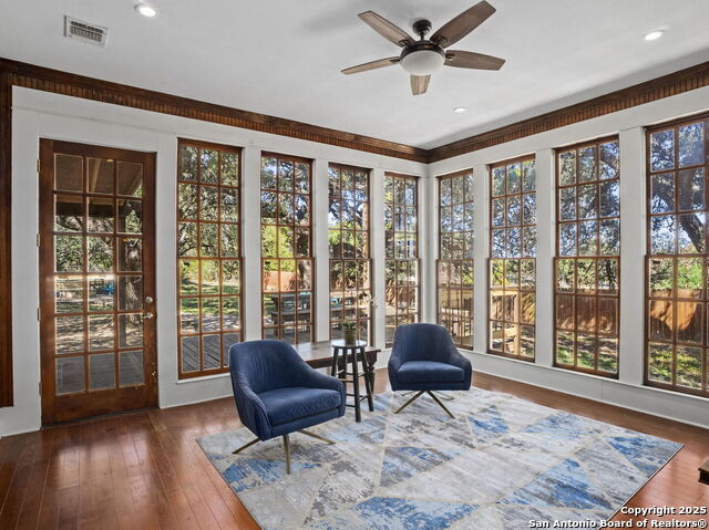 Image 17 of 42 For 9833 Saxet