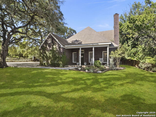 Image 3 of 42 For 9833 Saxet