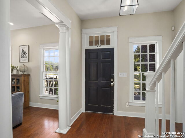 Image 6 of 42 For 9833 Saxet