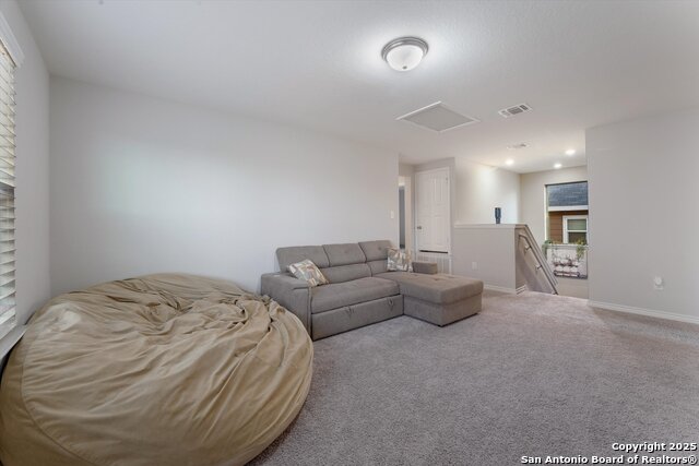Listing photo id 19 for 1623 Iron Creek