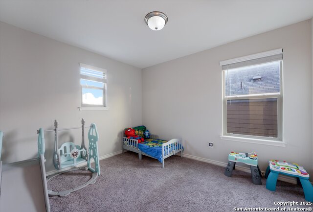 Listing photo id 23 for 1623 Iron Creek