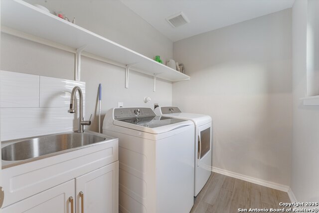Listing photo id 28 for 1623 Iron Creek